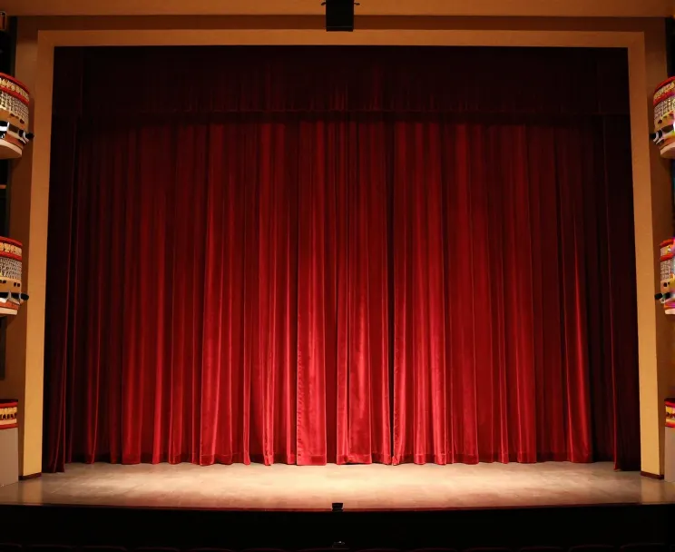 POF纺织品在剧院幕布上的应用案例分享缩略图 POF纺织品